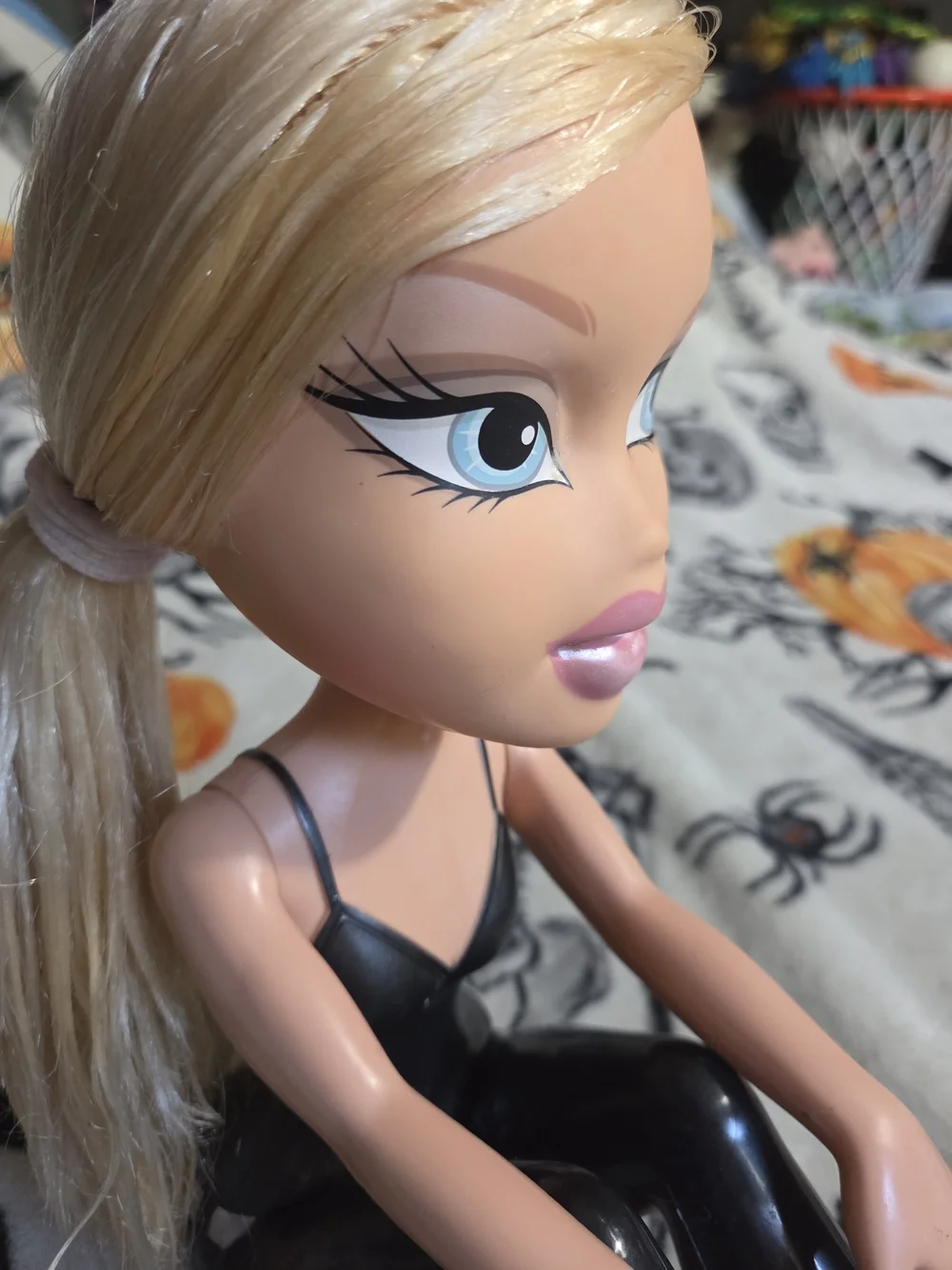 Bratz Cloe Full Body Styling Makeover Doll Hair & Nail Play MGA 2003 Vintage